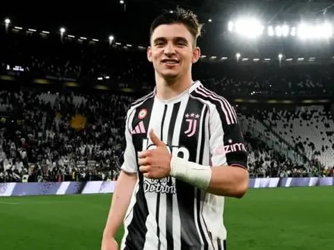 MU quyết nẫng tay trên Liverpool vụ sao trẻ Conceicao