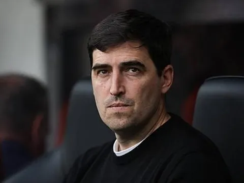 Iraola có thực sự là lời giải cho bài toán khó tại Chelsea?