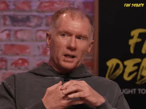 Scholes chỉ ra sai lầm của Odegaard tại Arsenal