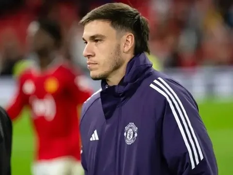 2 ông lớn châu Âu nhắm mua Manuel Ugarte