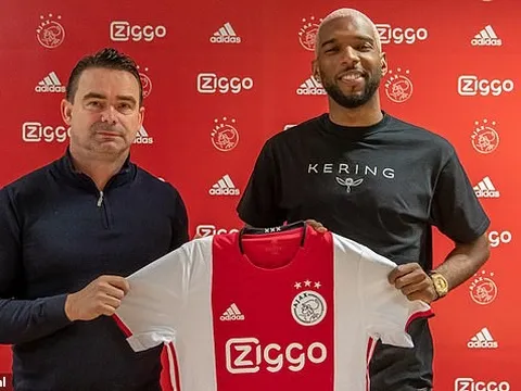 CHÍNH THỨC: Ryan Babel lần thứ 3 khoác áo Ajax