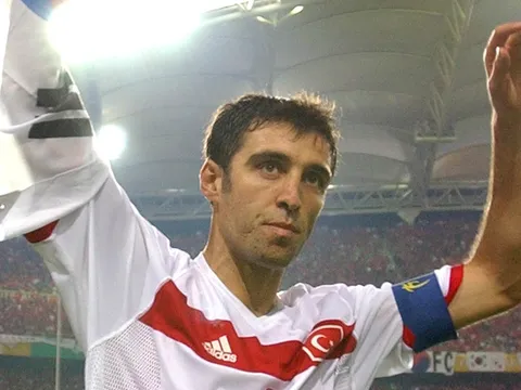 Huyền thoại Thổ Nhĩ Kỳ lái Uber kiếm sống ở Mỹ sau khi bị nhà nước trục xuất