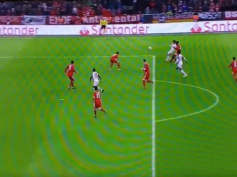 'Đường kiến tạo bằng chân trái đó tuyệt đối hoàn hảo'