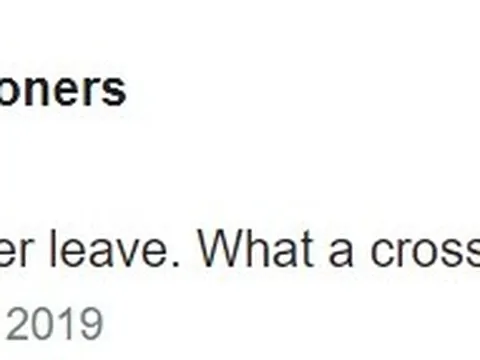 "Man Utd nhục nhã, làm cậu ta trông như Franz Beckenbauer"