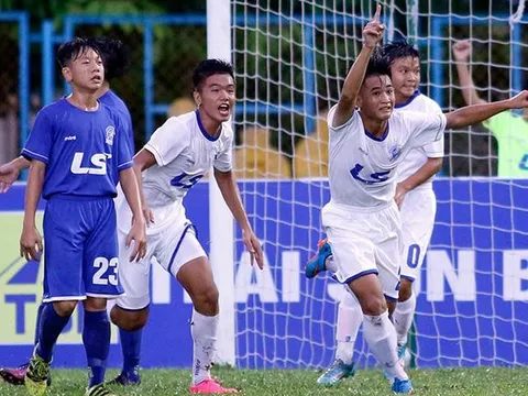 Em họ Công Phượng tỏa sáng, HAGL nối dài mạch bất bại