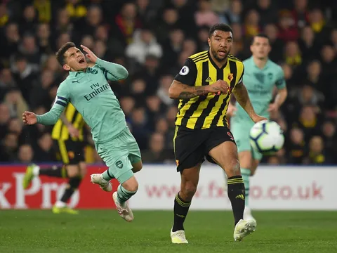 Troy Deeney đã chứng tỏ Arsenal chẳng khác gì Man Utd và Chelsea?