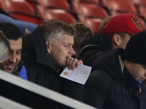 Làm điều Klopp "chê", Solskjaer lại ghi điểm