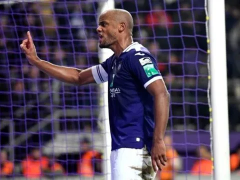 Gini Wijnaldum: Người hùng bị lãng quên của Liverpool