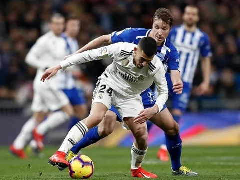 Liverpool 2020 và Man Utd 1999: The Kop cần làm gì để vĩ đại?