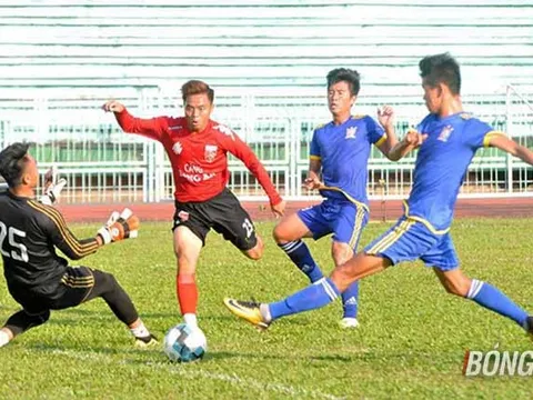 Long An và Bình Định cầm chân nhau sau màn rượt đuổi tỷ số hấp dẫn