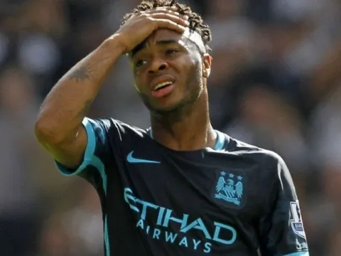 'Cú lừa' cực mạnh! Sterling chi tiền bao trọn gói fan... đối thủ Man City