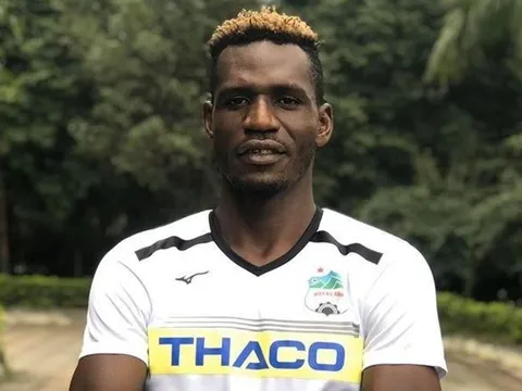 Tân binh HAGL nhận lời ca ngợi từ HLV Lee Tae-hoon