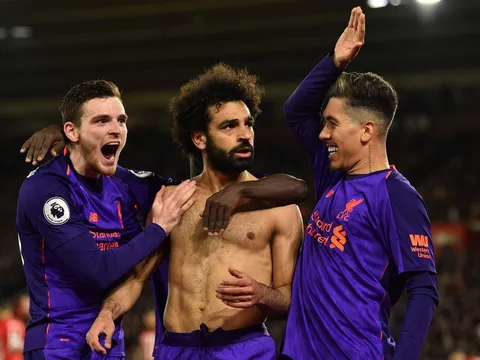 'Khi Salah chạy với bóng, mọi người đều nói chuyền, chuyền đi...'