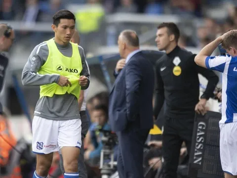Đoàn Văn Hậu không vào sân, SC Heerenveen ngã ngựa trên sân nhà