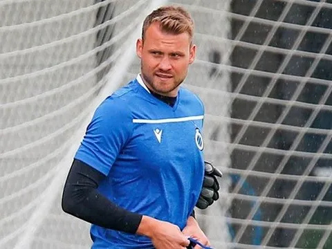 Mignolet khen đồng đội mới: 'Họ dứt điểm tốt hơn Firmino, ngang bằng Salah'