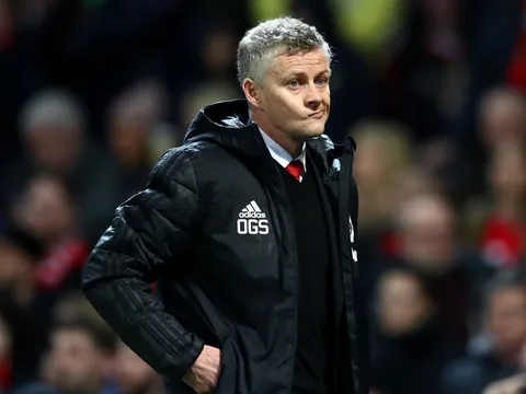 47% fan Man Utd muốn Solskjaer "trảm" cái tên ưa dùng ở trận Liverpool