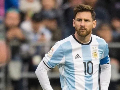 Argentina thua vì hiếm khi Messi làm điều này...