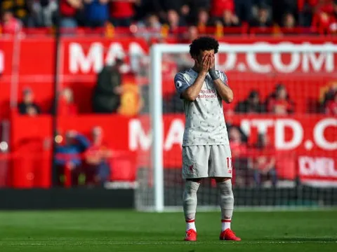 5 cầu thủ tệ nhất vòng 27 Premier League: Vua phá lưới chơi trò 'mất tích'