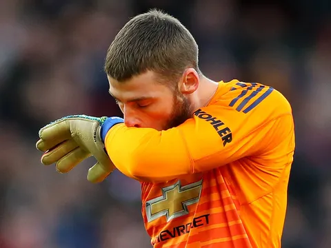 5 cầu thủ tệ nhất vòng 30 Premier League: Sự chủ quan của 'thiên tài'