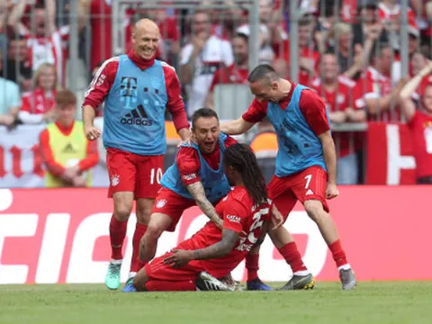 5 điểm nhấn Bayern 5-1 Frankfurt: "Trèo cao, té đau"; Tiếc cho một 'huyền thoại'