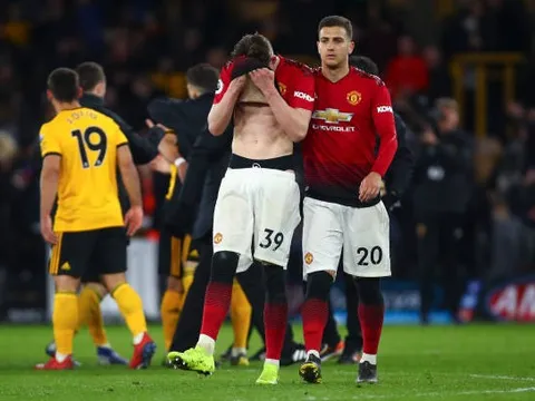 5 điểm nhấn Wolves 2-1 Man United: Lời nguyền băng thủ quân; McTominay và nỗi buồn vô hạn