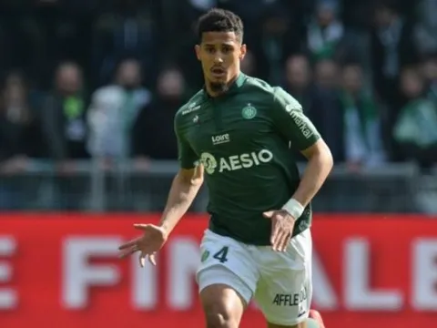 Arsenal chốt mục tiêu thay thế Koscielny