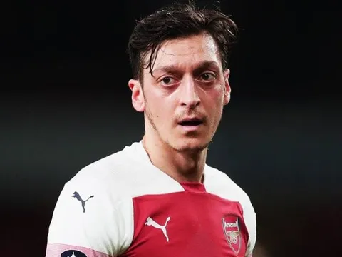 Cả đội hình BATE Borisov chưa bằng 2/3 Ozil nếu nói về điều này