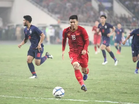 Điểm tin bóng đá Việt Nam tối 06/04: Thái Lan thuê HLV Barca để vượt Việt Nam; Đức Chinh mơ bóng vàng