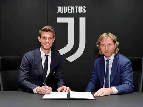 CHÍNH THỨC: Mục tiêu 50 triệu euro của Chelsea gia hạn với Juventus