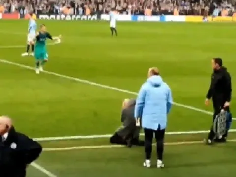 SỐC! Sao Tottenham làm điều khó tin với Guardiola khi Man City bị từ chối bàn thắng