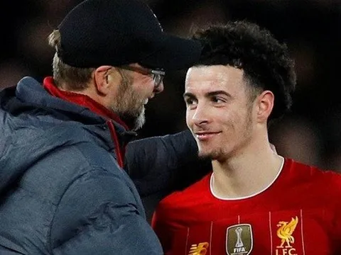 Sao trẻ toả sáng, Klopp lập tức định đoạt tương lai
