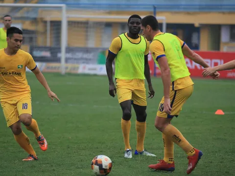 HLV trưởng Viettel đánh giá cao SLNA