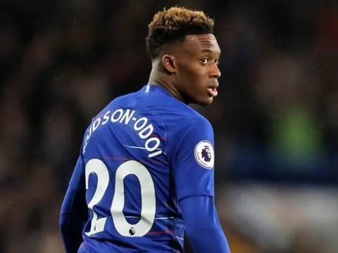 Chi 30 triệu bảng, Quỷ đỏ hỏi mua sao trẻ Chelsea