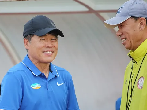 HLV Chung Hea Soung: “Derby HLV Hàn Quốc ư! Chơi trận cầu cống hiến phục vụ khán giả và người hâm mộ”