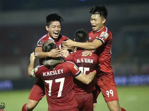 Bạn thân thầy Park giúp TP.HCM lên đỉnh V-League, vẫn khen đội bóng Quang Hải mạnh nhất