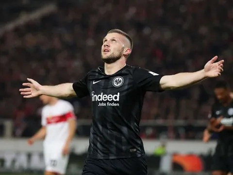 Sau Jovic, thêm một cầu thủ của Frankfurt sắp gia nhập thành Madrid