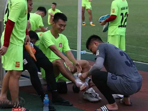 Thủ môn Văn Toản "đổi nghề", sẵn sàng giúp Hải Phòng đánh bại Viettel