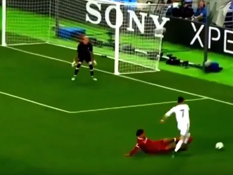 Lần gần nhất đối đầu trực tiếp, Ronaldo có thể qua mặt Van Dijk?