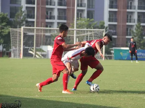 U23 Việt Nam cầm hòa Viettel trong thời tiết nắng nóng