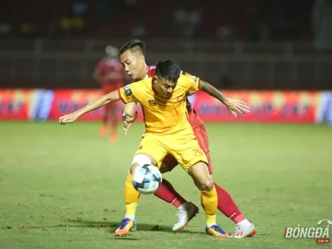 Bất phân thắng bại với Thanh Hóa, TP.HCM bị Hà Nội thu hẹp khoảng cách