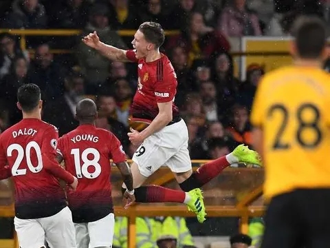 Chiến Barca, 50% CĐV M.U muốn Solskjaer dùng 1 cái tên thay Matic
