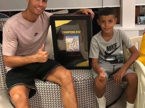 Ronaldo con ghi 7 bàn thắng trong một trận cho đội trẻ Juventus