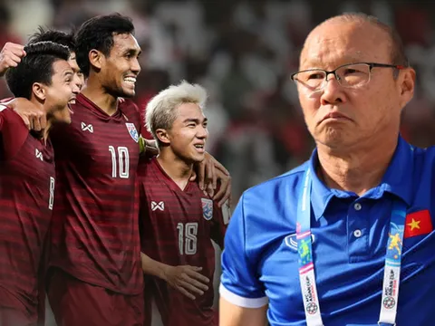 Thái Lan có lịch sử, còn Việt Nam có "phù thủy" Hàn Quốc