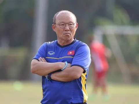 Phong độ của tiền đạo ngoại ở V-League đẩy thầy Park vào thế khó