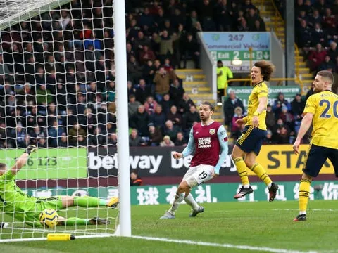 5 điểm nhấn Burnley 0-0 Arsenal: Dàn pháo ướt nòng; Goal-line cứu nguy cho Arteta