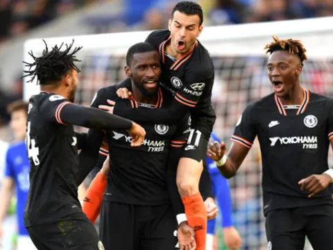 Fan Chelsea khen nức nở một cái tên: "Đẩy cậu ấy lên đá tiền đạo"