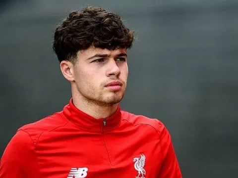 Thi đấu ấn tượng, "truyền nhân của Alexander-Arnold" chuẩn bị có hợp đồng mới