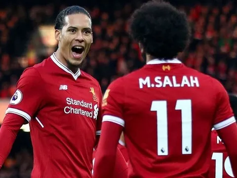 Được vinh danh, Van Dijk cùng Salah sánh ngang huyền thoại