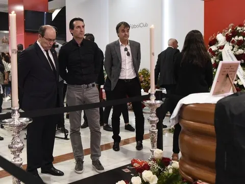 Làng túc cầu xúc động giây phút vĩnh biệt Antonio Reyes