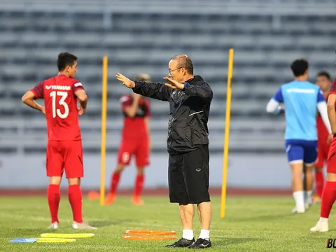 Đấu King's Cup với người Thái, HLV Park Hang-seo vỗ về học trò